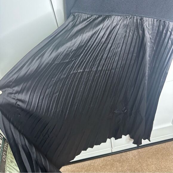 Nanette Lepore Large Black dress long sleeve (r1) - Picture 3 of 6